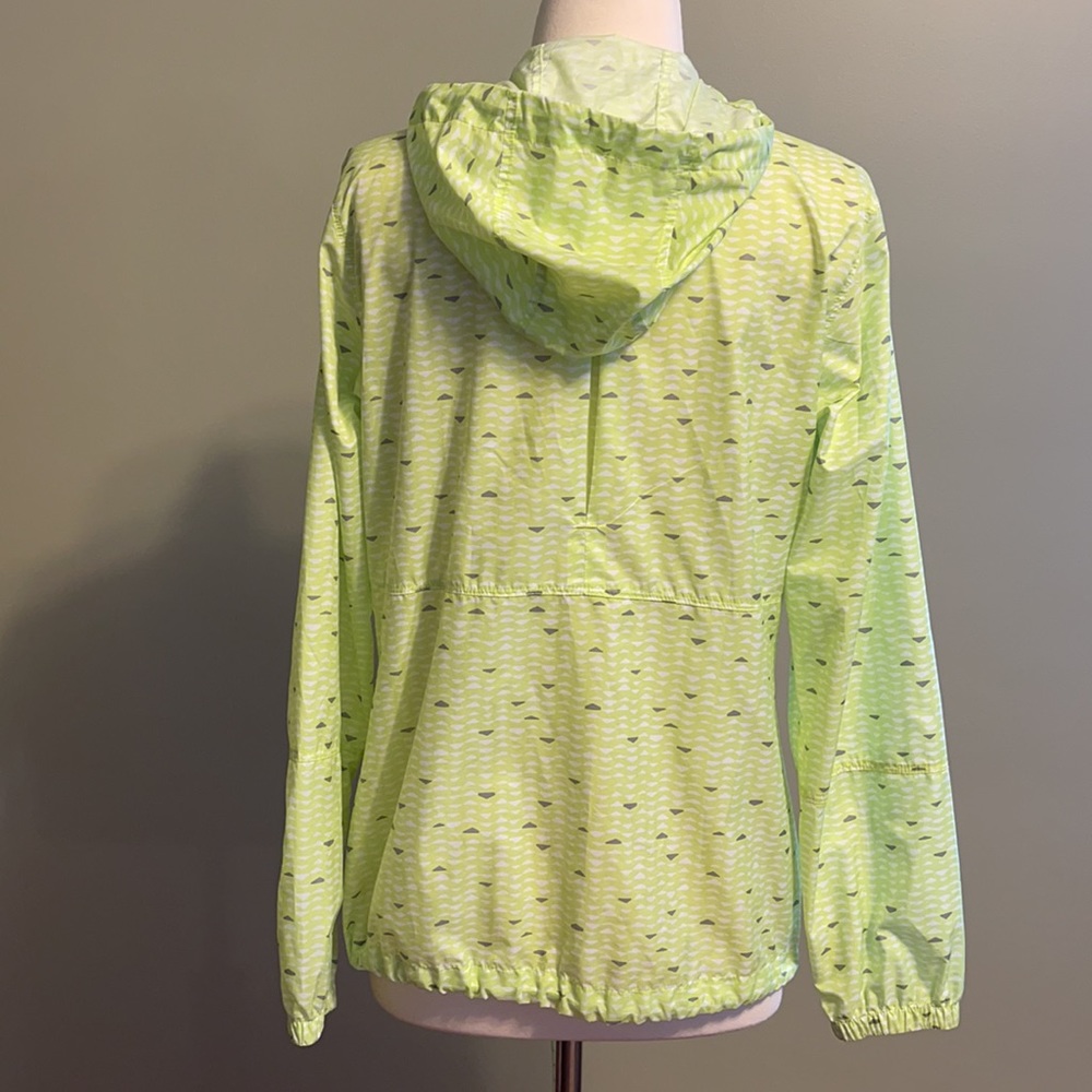 Women’s Small Columbia Green Triangle Lightweight Zip-Up Windbreaker Jacket - Picture 6 of 9